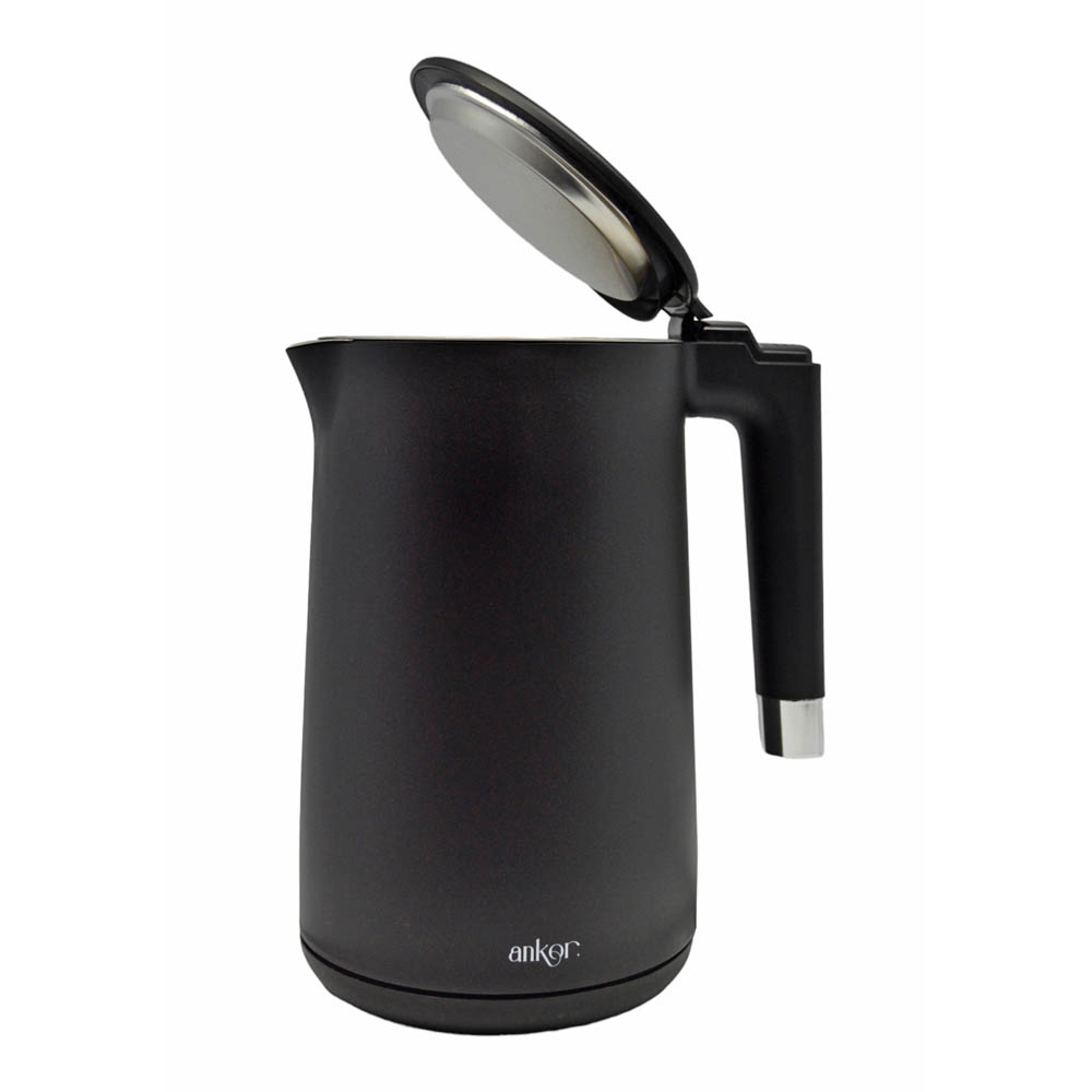 Βραστήρας σε χρώμα μαύρο ματ 1,7lt 2200W