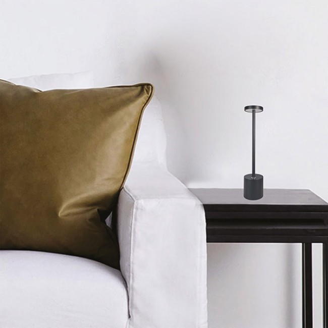 Φωτιστικό επιτραπέζιο αφής επαναφορτιζόμενο led 4W σε χρώμα μαύρο Φ9x35