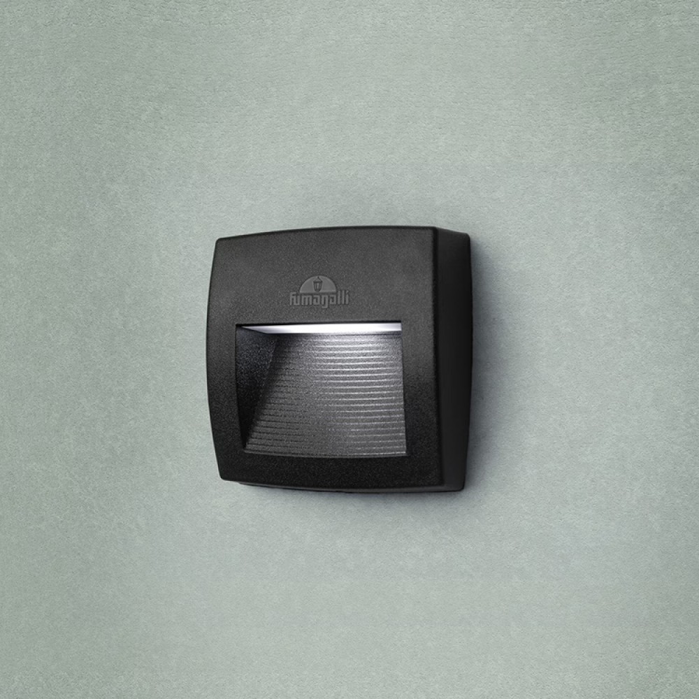 Απλίκα "FUMAGALLI LORENZA 150" από ρητίνη σε μαύρο χρώμα R7S LED 3,5W/CCT/IP55 25x10