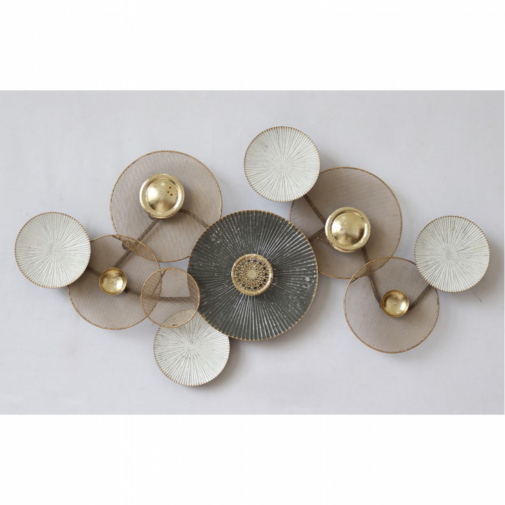 Διακοσμητικό τοίχου από μέταλλο σε λευκό-χρυσό χρώμα 91x6x50