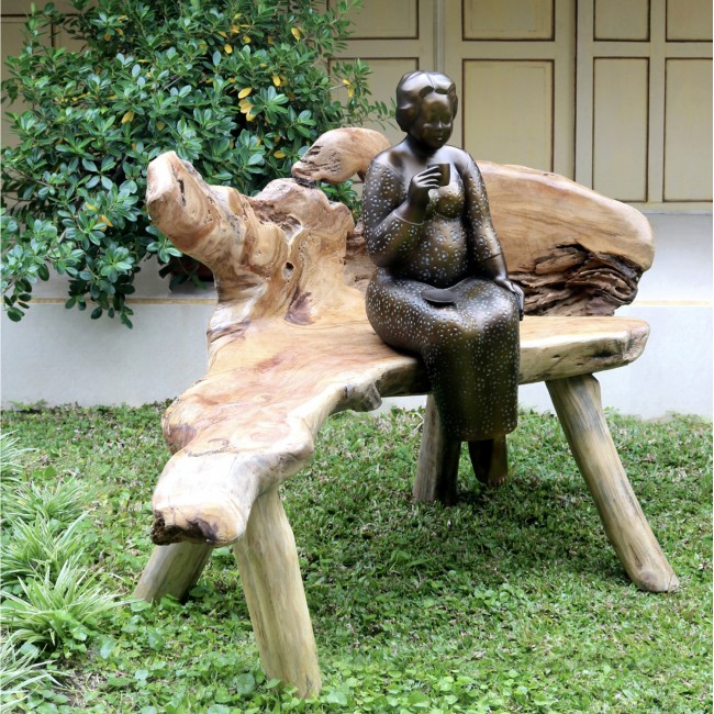 Παγκάκι από μασίφ ξύλο σε φυσικό χρώμα 120x35x140