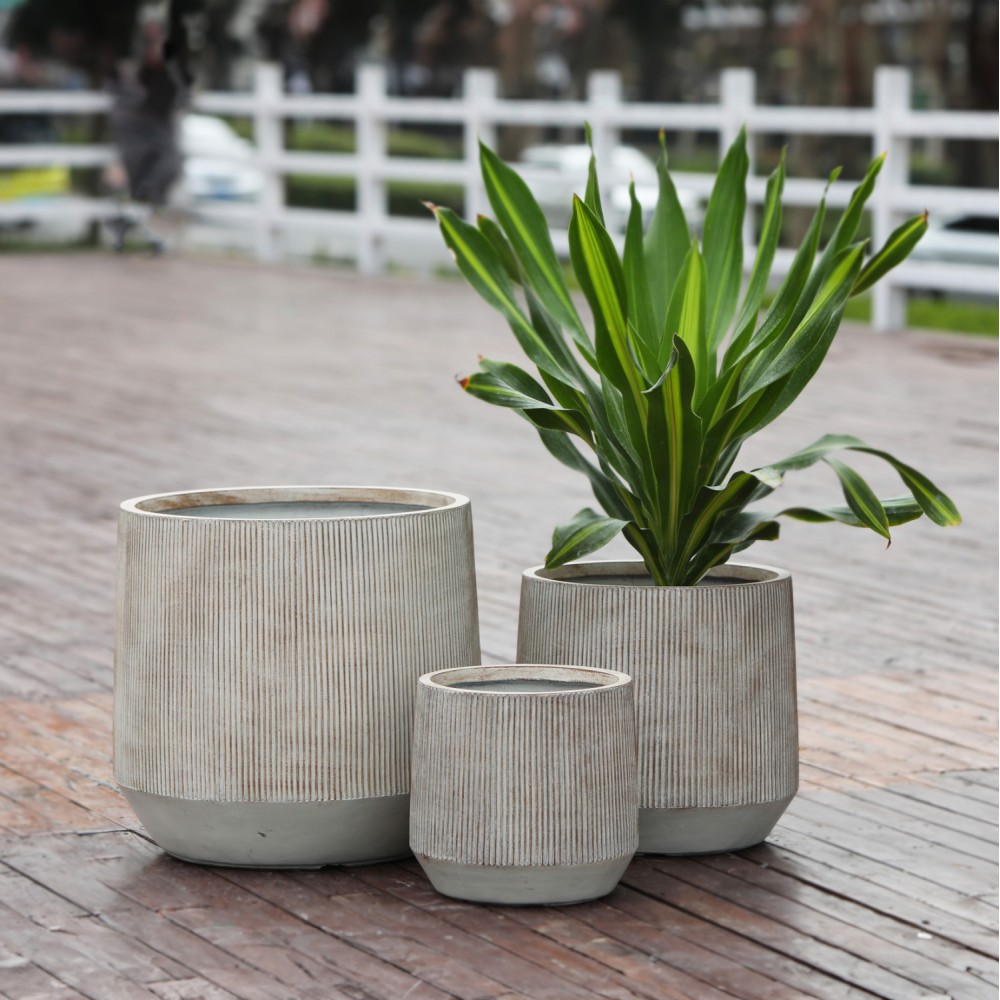 Σετ γλάστρες στρογγυλές "GARDENER" 3τμχ από fiberclay σε χρώμα cement Φ59x55