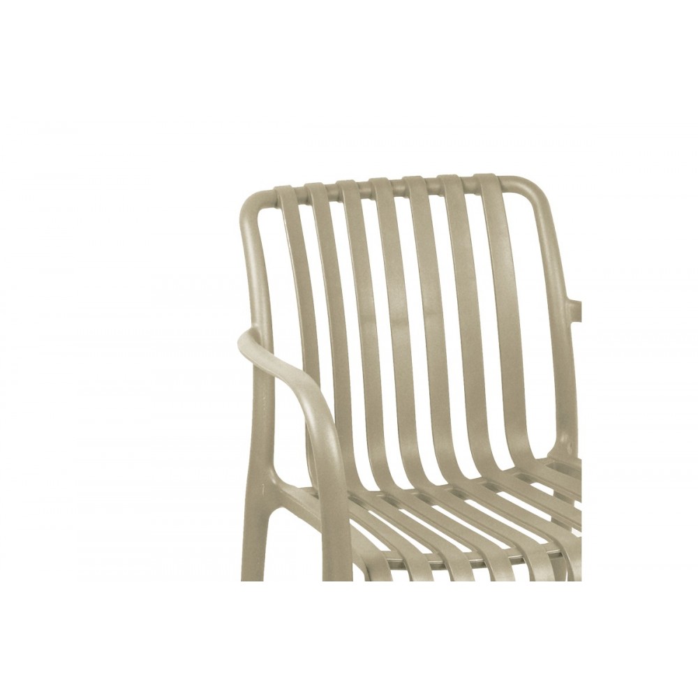 Πολυθρόνα "KARMEN" από pp σε χρώμα καπουτσίνο 58.5x54x80