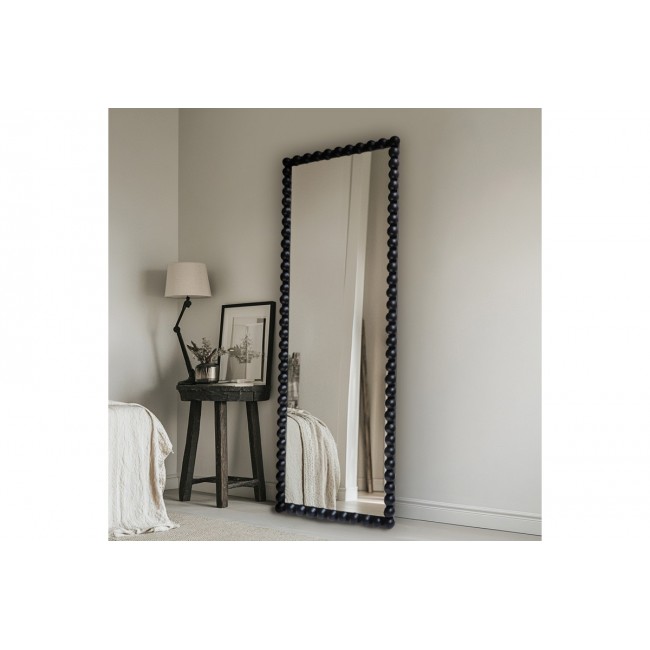 Καθρέπτης "LEDALO" από ξύλο σε χρώμα μαύρο 45x4.5x130