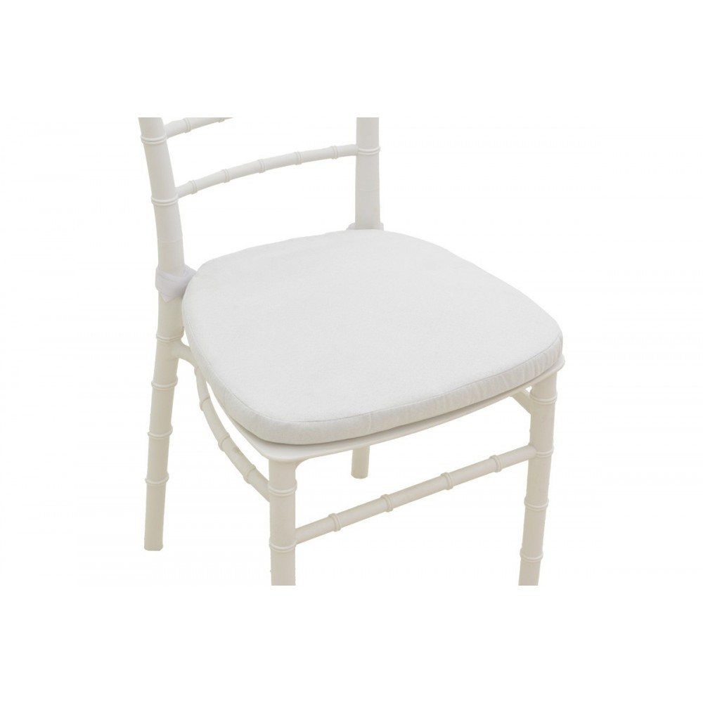 Καρέκλα "TIFFANY" από pp σε χρώμα λευκό με μαξιλάρι 40x40x88