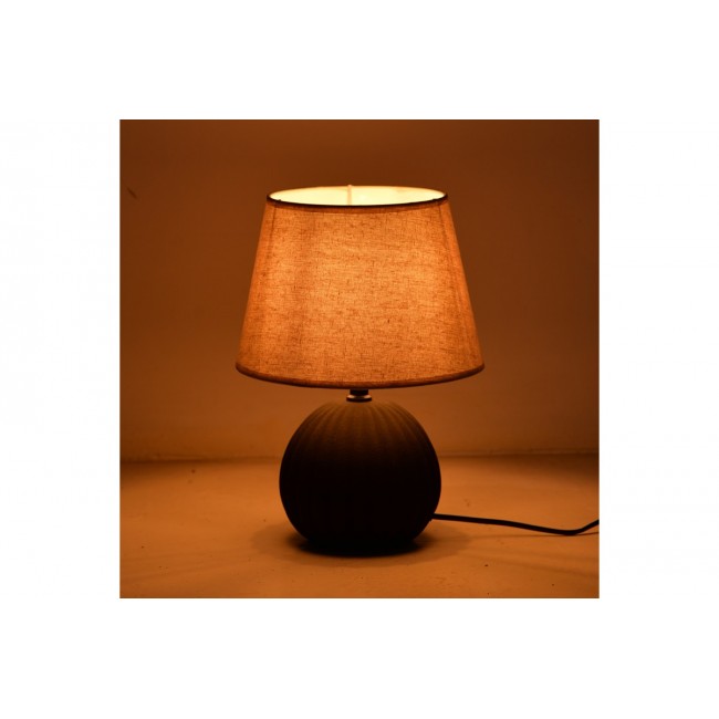 Επιτραπέζιο φωτιστικό "MELANIE" από ύφασμα/κεραμικό σε χρώμα μαύρο/μπεζ Φ22x30