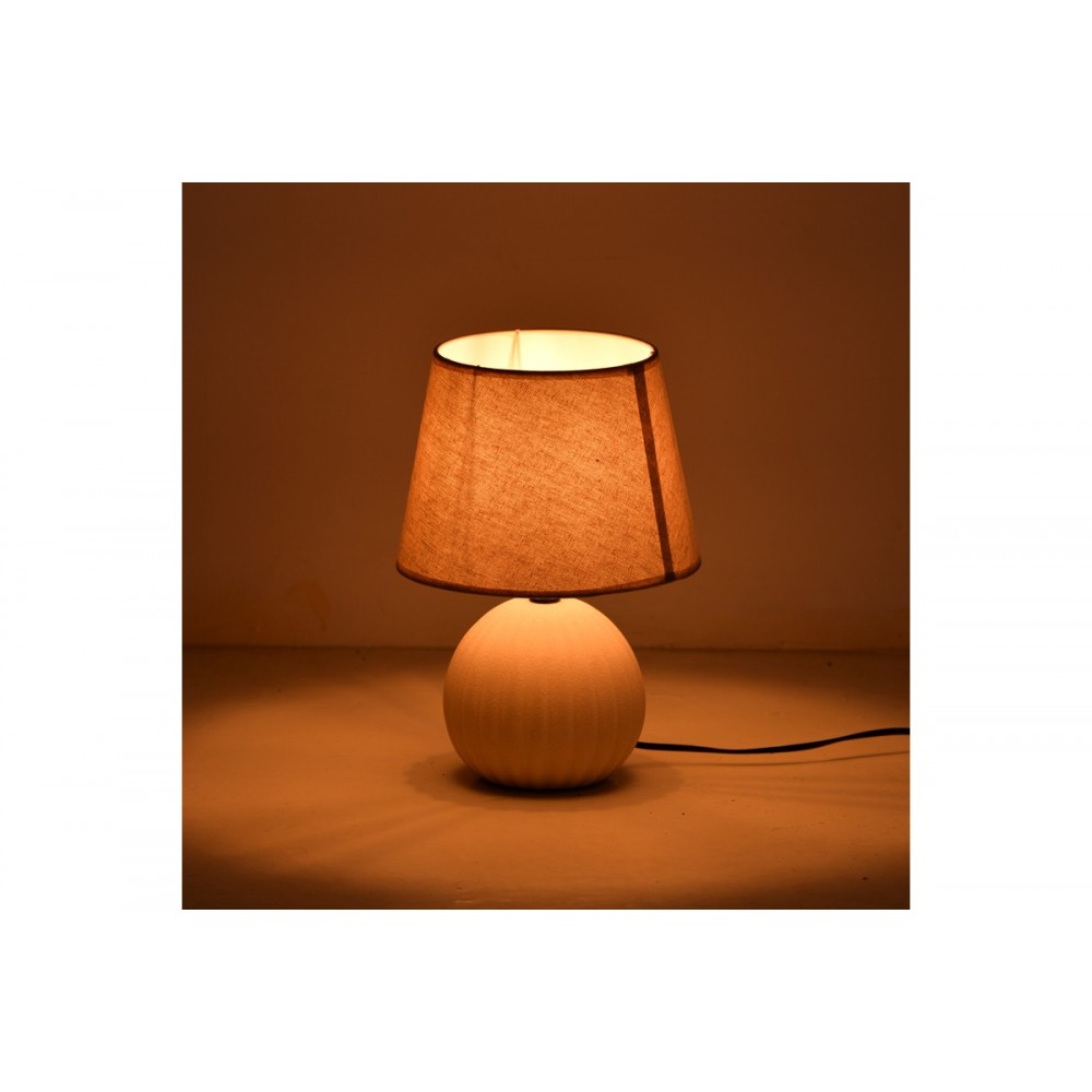 Επιτραπέζιο φωτιστικό "MELANIE" από ύφασμα/κεραμικό σε χρώμα μπεζ Φ22x30