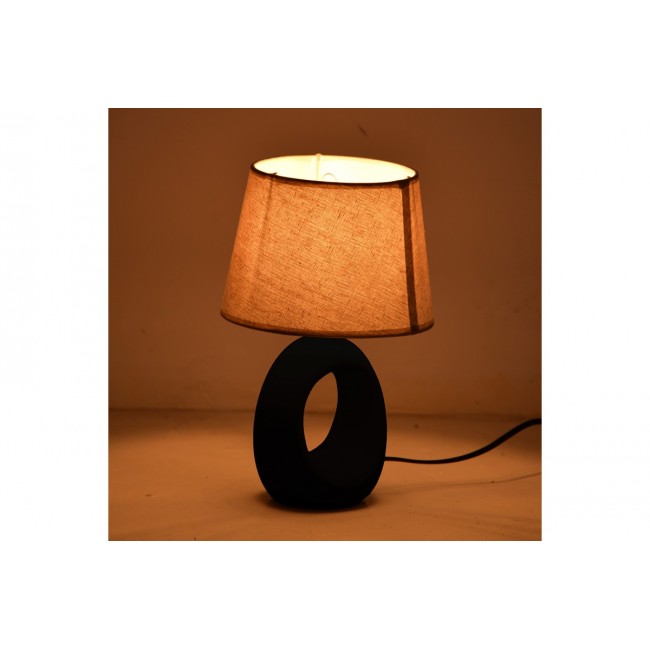 Επιτραπέζιο φωτιστικό "COLLIE" από ύφασμα/κεραμικό σε χρώμα μαύρο/μπεζ Φ18x29