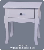 Κομοδίνο “NOSTALGIA” με ένα συρτάρι σε χρώμα λευκό 45×35,5×54,5